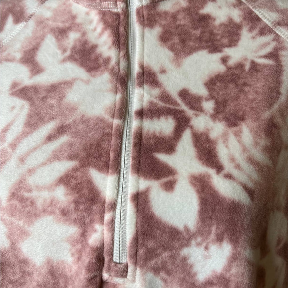 Eddie Bauer Women's Fleece Jacket in Pink and White Leaf Pattern, Size Large - Picture 2 of 5